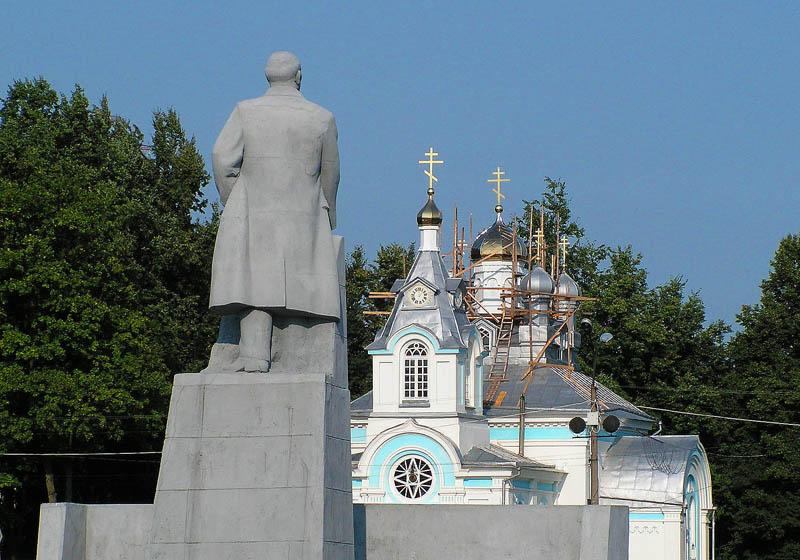 Foto: B�lorusko-Lenin vs Religion